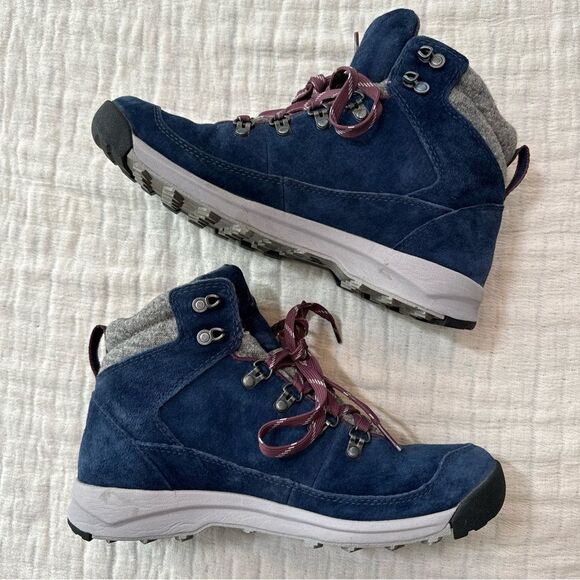 DANNER Women Adrika Hiker Boots Size 8.5 Wool Suede Waterproof Mountain Navy Lug - Picture 1 of 9